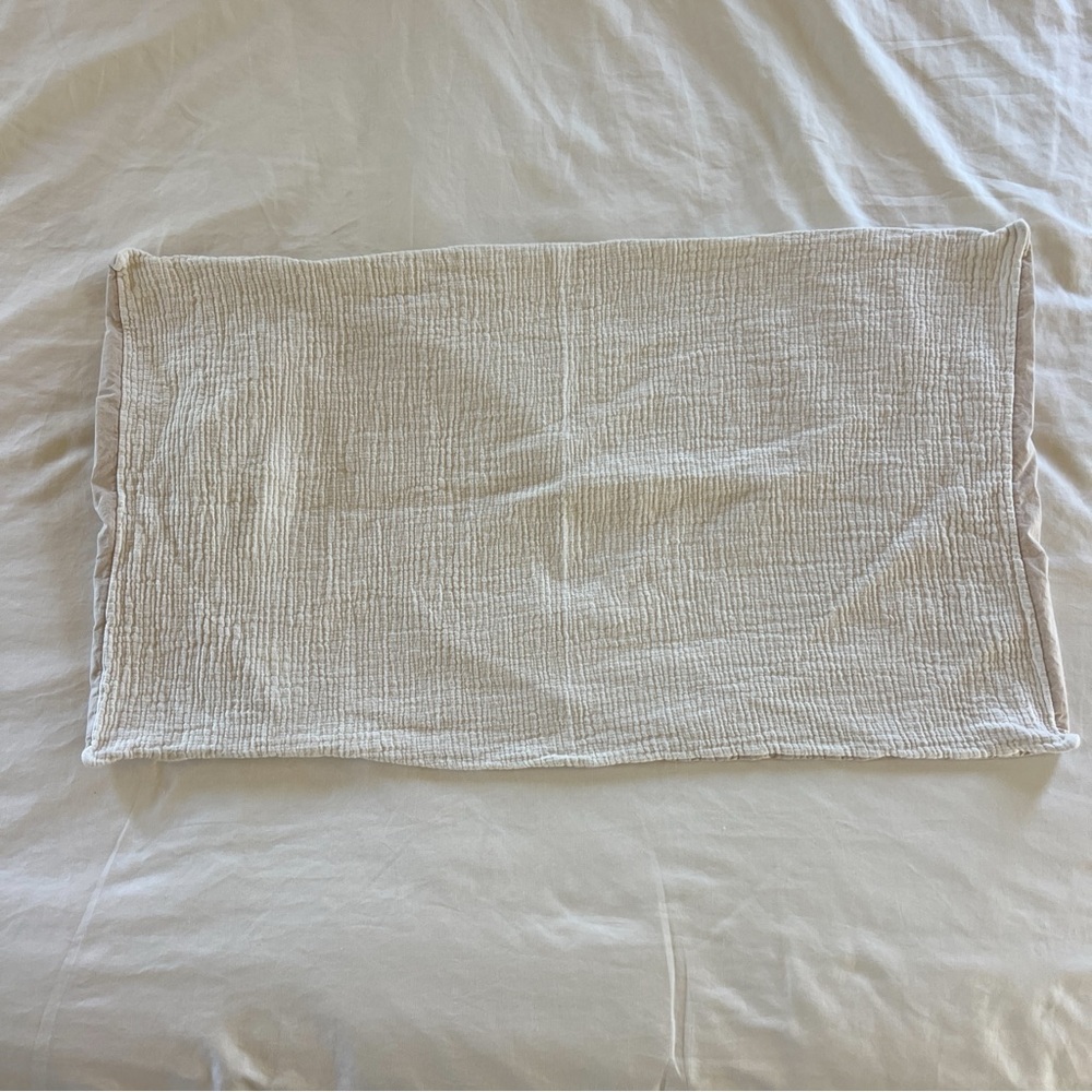 Pottery Barn 100% Cotton White Gauze Ivory Back Envelope Pillow Sham One King
